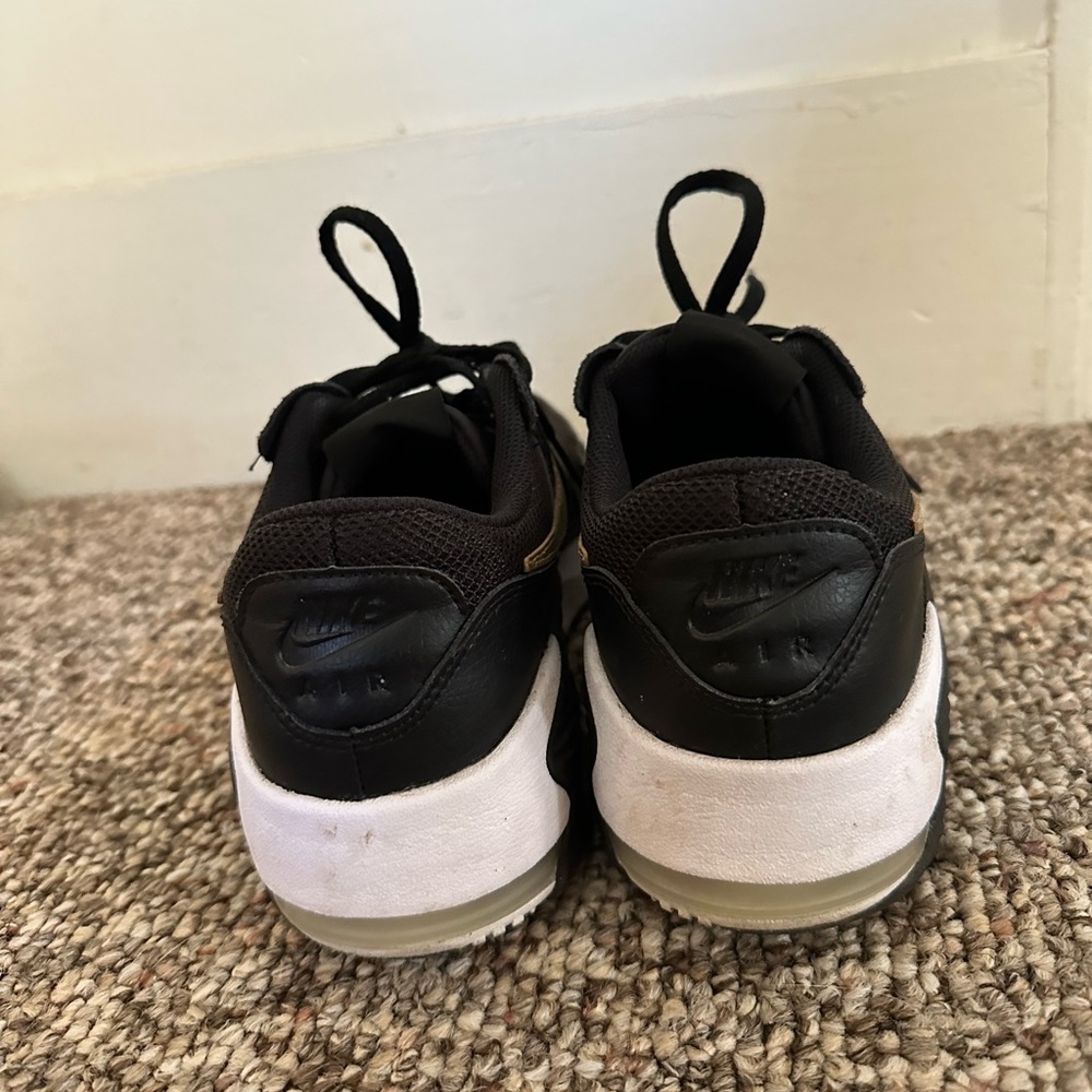 Black and Gold Nike Sneakers ✨ - Picture 2 of 5